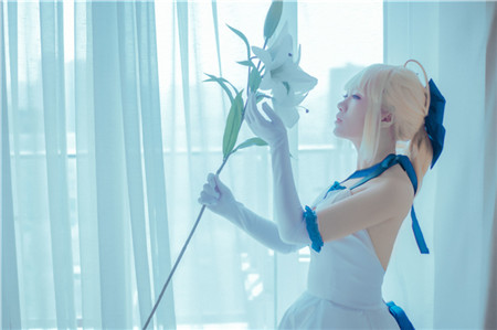 寒殇fate saber蓝百合cosplay3