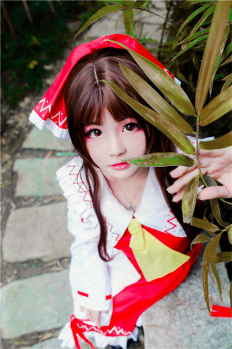 明殇东方project博丽灵梦Cosplay5