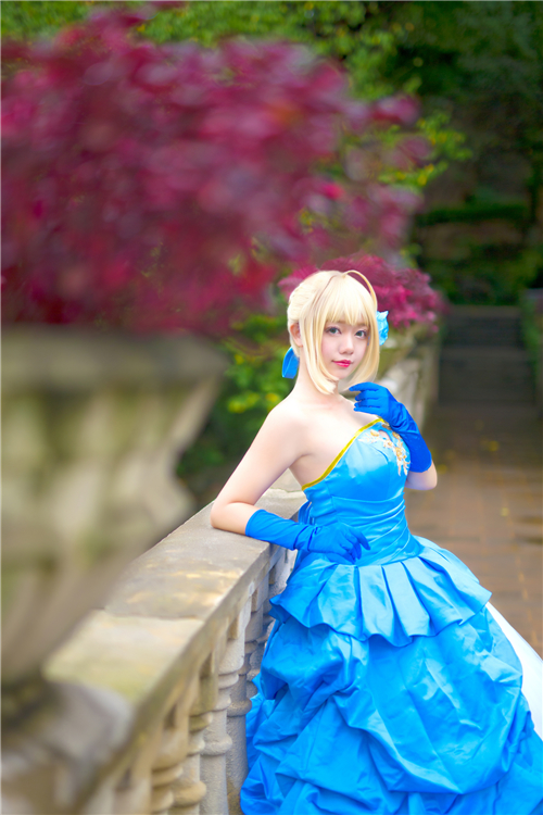 太子fate saber十周年礼服Cosplay2