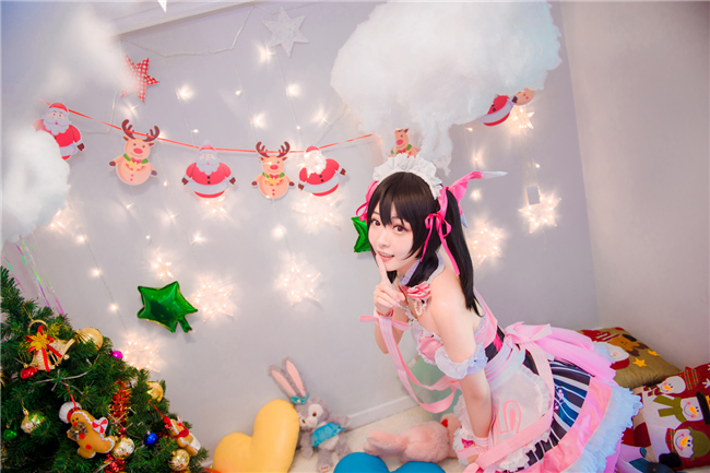 蓝裳LoveLive妮可情人节女仆Cosplay6