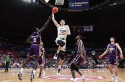 回復へようこそ！周琦は18得点と9リバウンドを記録しました、そして彼がNBAに戻る前にそれは時間の問題です