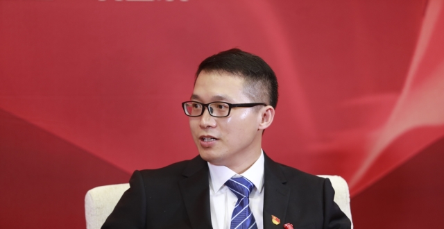 广州两会｜周斌：建议基础研究在科技投入中占比达30％以上_腾讯新闻