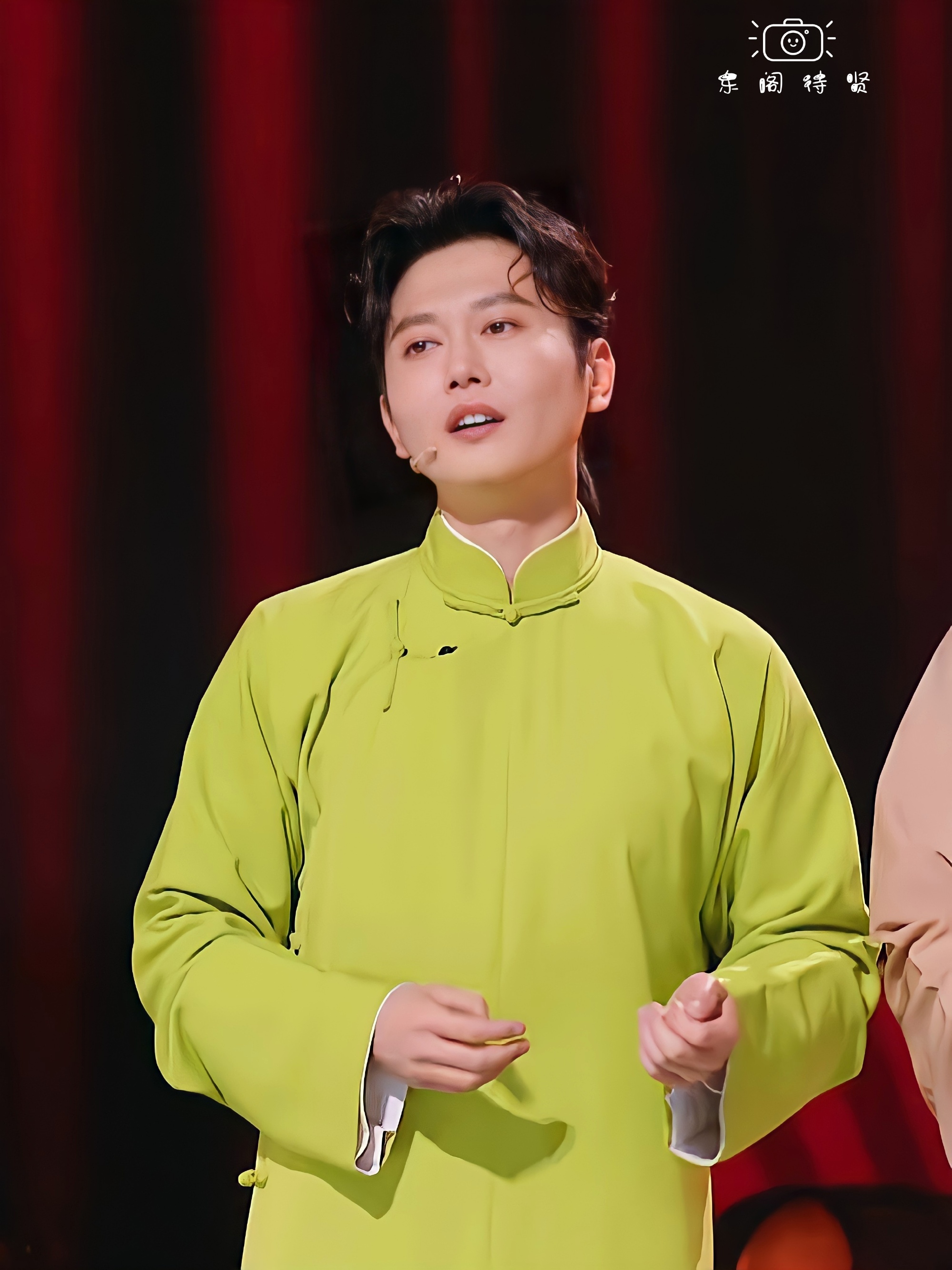 【孟鹤堂年夜fan】look有!_腾讯新闻