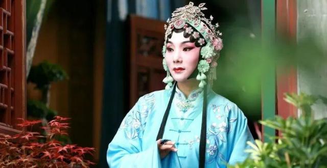 青年豫剧名家吴慧霞戏曲新作春节期间亮相电视荧屏!