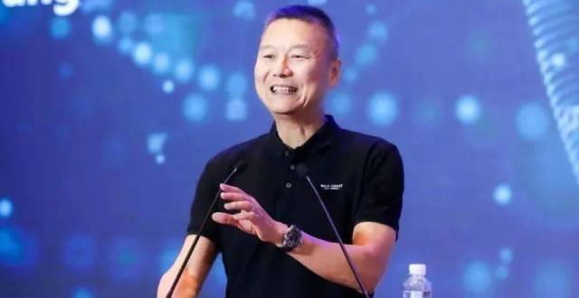 杨士宁：摩尔定律时代结束，三维集成是未来最重要赛道_腾讯新闻