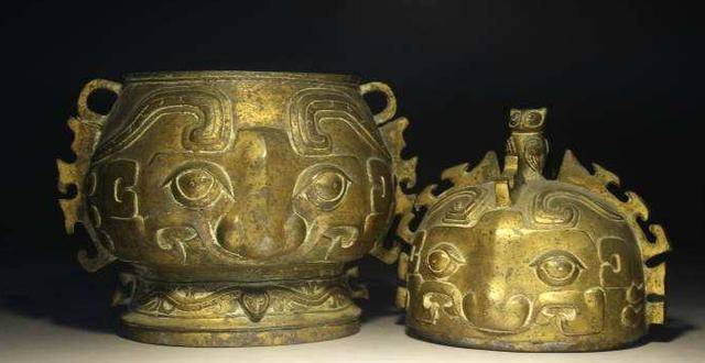 文物",出土时清晰可见,一到博物馆却神奇消失面对空城计,司马懿真的没