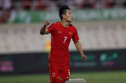 The Chinese men's football team drew 1:1 with the Australian team in the top 12 of the Asian qualifiers _ Chinese team