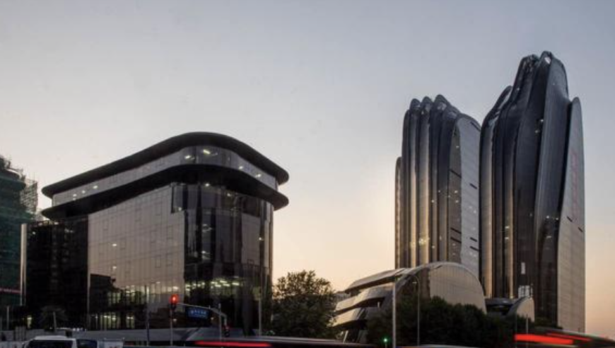 朝阳公园大黑楼被评最丑建筑 建筑师回应:大众审美被资本控制了