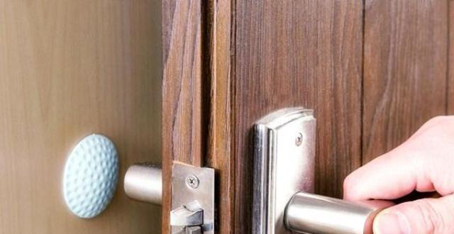 “开门关门”的英语，是open the door和 close the door？_腾讯新闻