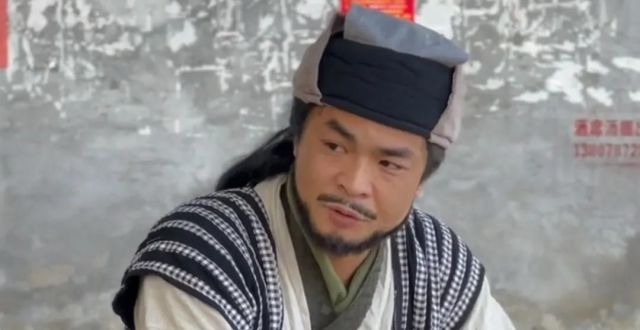 广西砍甘蔗丐帮帮主"乔峰"桂m88888车牌走遍网红