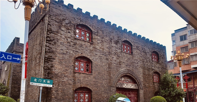 豫南千年古城汝南北门