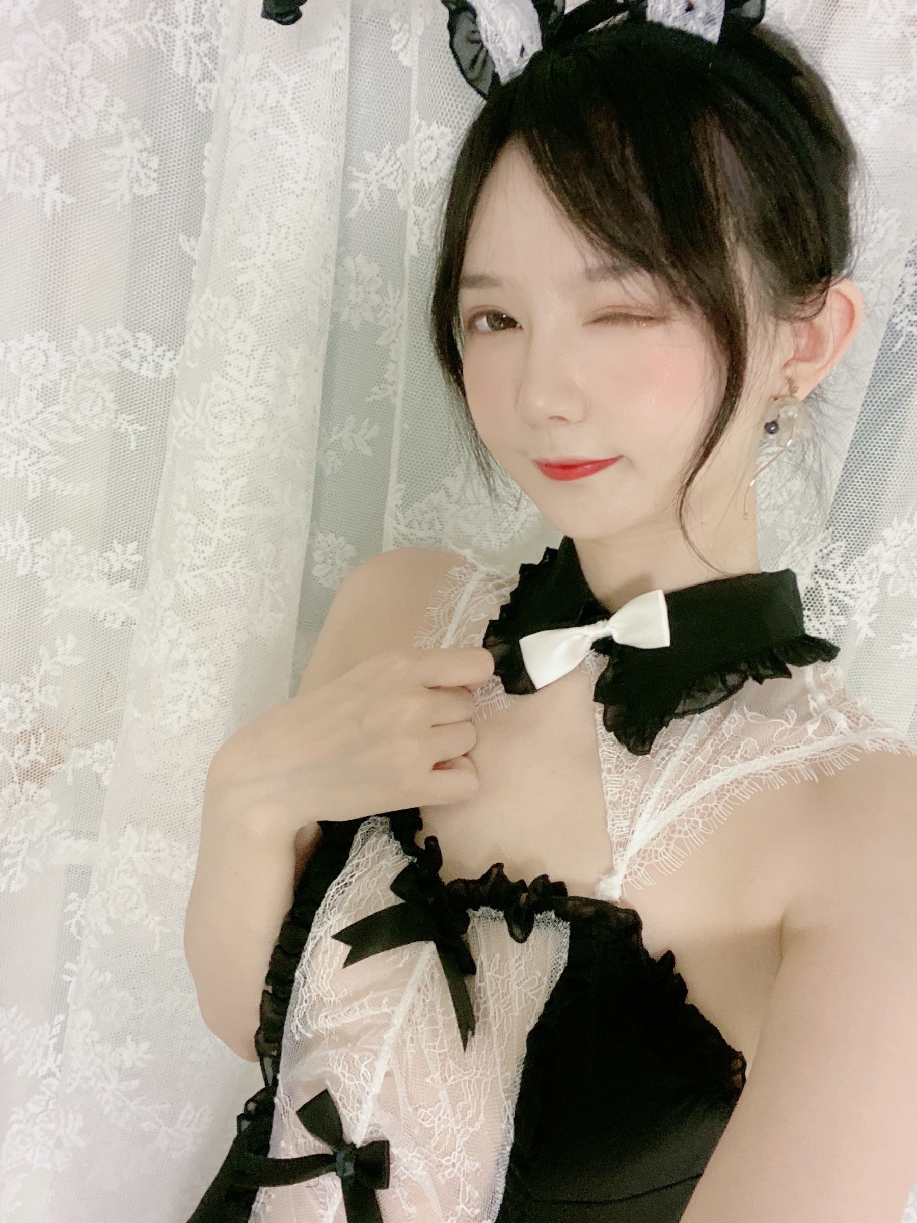 [福利COS] 51酱 - 油光袜 1