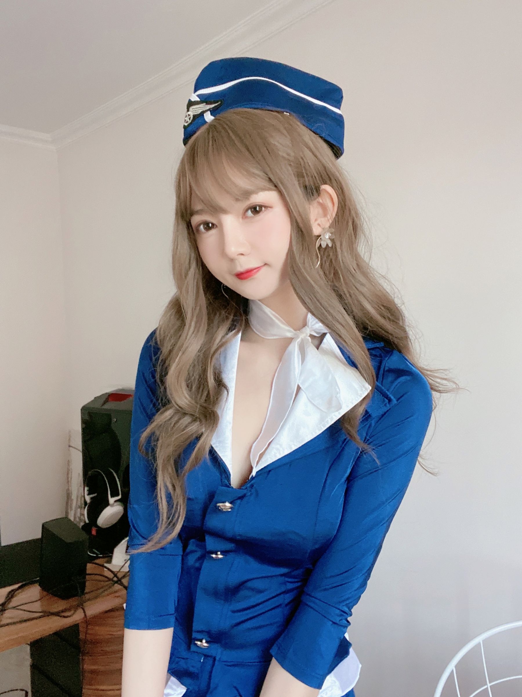 [福利COS] 51酱 - 蓝色制服装 8
