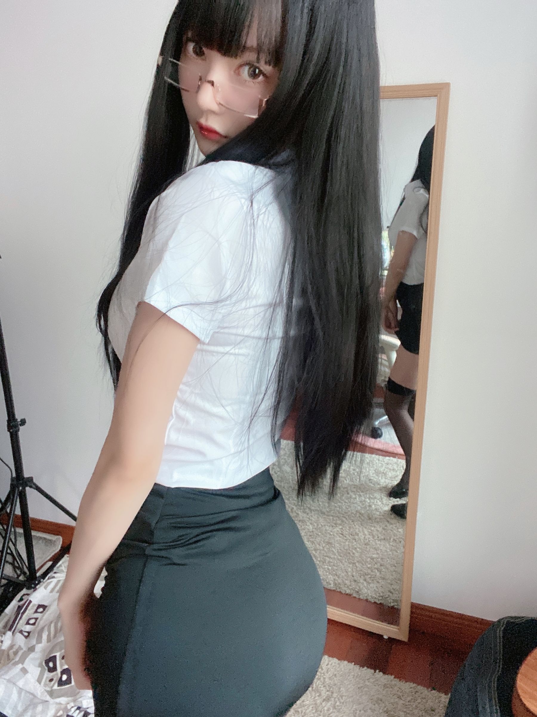 [福利COS] 51酱 - OL衬衣 6
