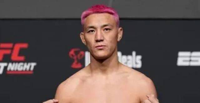 茸主与黄大菁出战！UFC格斗之夜202期赛前称重图集_腾讯新闻