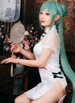 桃墨COSPLAY初音韶华