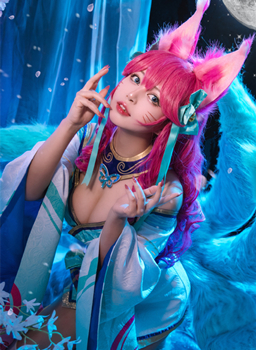 黑猫猫CosPlay英雄联盟灵魂莲华阿狸