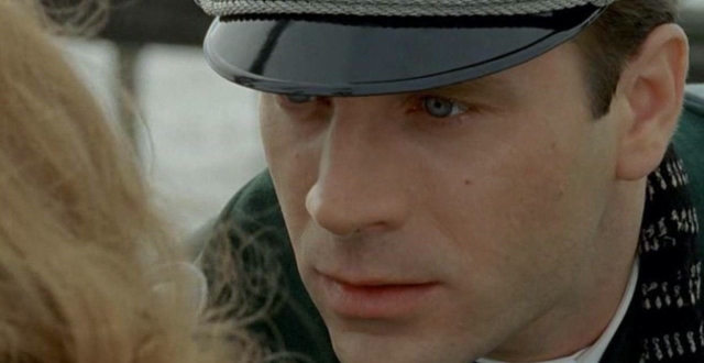 1《沉静如海》:一个德国军官住进法国少女的家之后