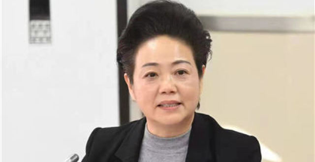 王欢委员：中国的教育在不断走向世界，在新时代应该去影响和引领世界的发展_腾讯新闻