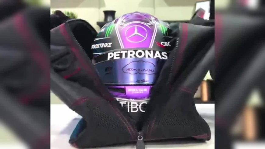 我愿将其称之为变装届的天花板!汉密尔顿这个头盔变装太绝了