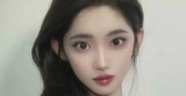 抖音网红李由变性成功，自曝已是女儿身，模样让女生自叹不如_腾讯新闻