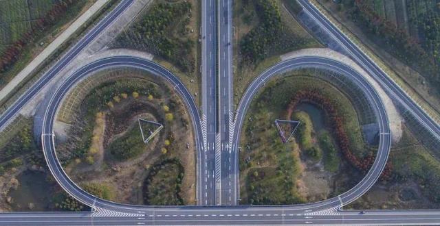 全国首个"近零碳"高速服务区在白米服务区正式投运