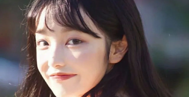 海那边传来,你爱我的声音真人情侣头像哦～.