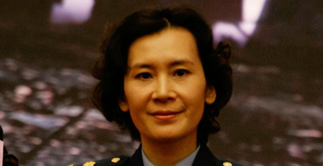 《蹉跎岁月》女主肖雄：当红时离婚，64岁仍单身，孤独寂寞适合她_腾讯新闻