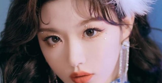 网红美女壁纸‖清纯可爱型壁纸|网红美女孙雪儿气质