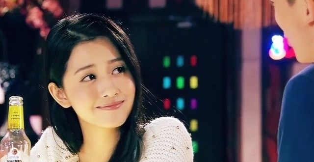 她是《爱情公寓5》中的土豪助理,作为香港人的她如今34岁才拍第一部