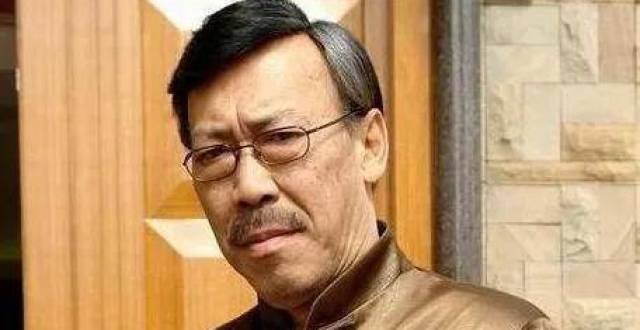 曾江因爱国与台湾演员冯淬帆辩论，互扇多个耳光，赵雅芝发文悼念_腾讯新闻