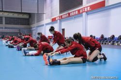 The Chinese women's volleyball team announced the 20-man roster. Can many post-00 teenagers be selected to shoulder the responsibility? Many international competitions are pending