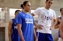 How do you evaluate the 87-96 loss of the Chinese Blue Team to the Philippines in the Asian Cup?
