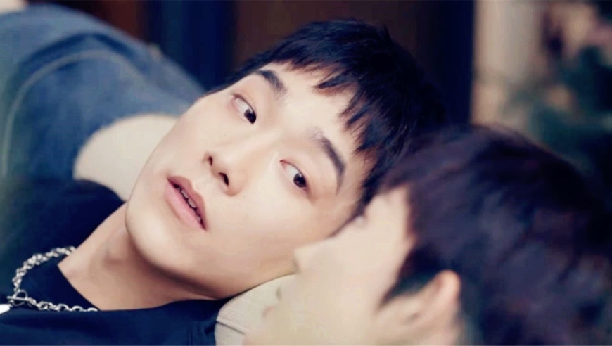 反转人生:马思超恋爱后太粘人,周依然被他套路,直接吻了上去