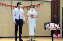 3,000명 이상이 "먹는다"! 상하이 전염병의 성대한 결혼식, 신혼 부부 지출 0 위안