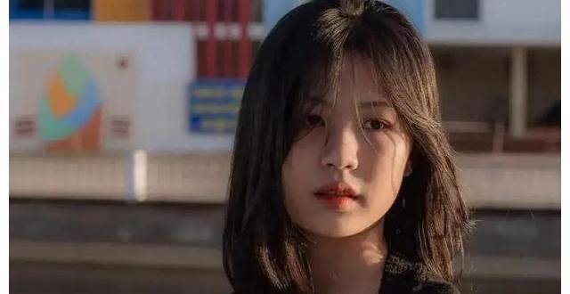 湖北武汉"绝色美女"汪丽萍在红楼的前尘往事(一)