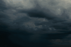 1秒で空を変える丨六盤水市のあちこちで突然雹が落ちました！雷雨強風黄色警告が来ています！ライブビデオ↘