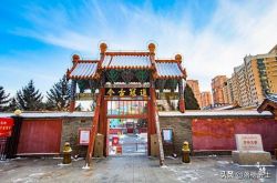 吉林には中国東北部で最初の孔子廟があり、300年近くの歴史があります。雪が降った後の「紫禁城」と同じくらい美しいです。