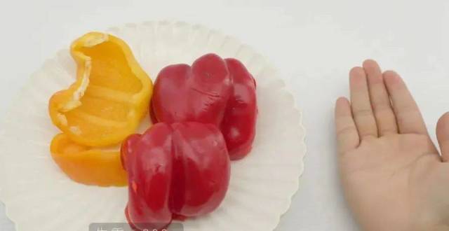 67张“用手做对照”的食物分量图，1秒让你知道该吃多少！_腾讯新闻