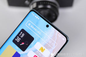 vivo S15 Proͼͣ˫ 㡰ʢġеһ˿