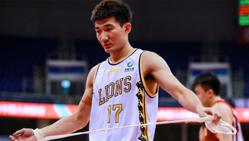 孙铭徽用球砸人全经过!当事人亲自做出回应:不像大家想的那样