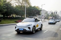 百度“方向盘无人车队”再扩充 获准重庆自动驾驶车辆无人化测试
