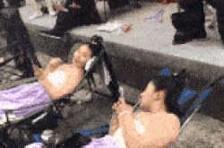 面白いGIF：ディレクター、これは偽の壁ですか？