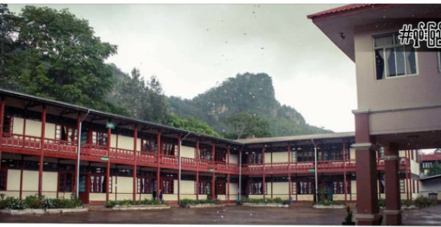 缅甸学生家长抱怨:当局称报名无需缴纳费用,但很多学校还在收费