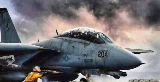 参与壮志凌云2拍摄的f14真机,竟被拆碎做成钥匙链