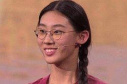 清華大学の才能ある女の子、ウー・イーシュを今でも覚えていますか？当初、彼女は自分の容姿について不満を漏らし、現在の状況を見たとき、ネチズン：Ban Hua！
