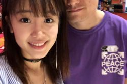 为什么郜林足球水平差，但是吸金能力超强，还能娶到漂亮老婆？_收入