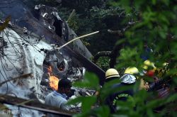 メッシの墜落と死（メッシ移籍事件後）