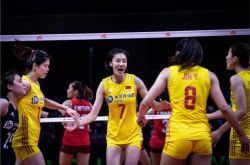 王媛庵の顔のにきびを見ると、中国の女子バレーボールチームは美容コンテストで化粧をしていません、カイビンはヤンニを欠いています