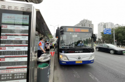 펑타이 통과하는 272개 버스노선 "다시 차로 야채 사러 갈 수 있다!"